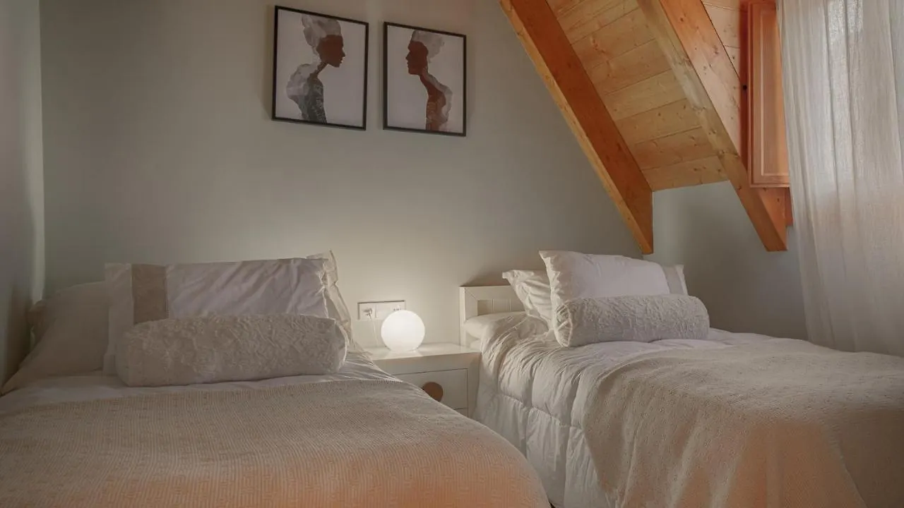 샬레 비에라 Saplan Real Estate Sarraera 빌라